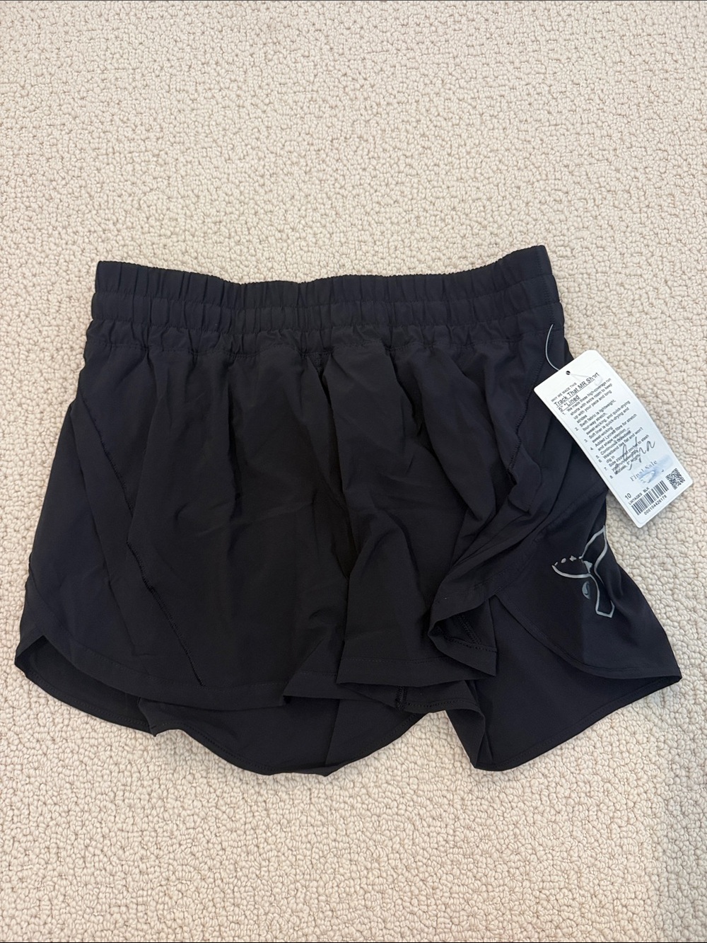 NWT Lulu Track That Hawaii Logo Shorts